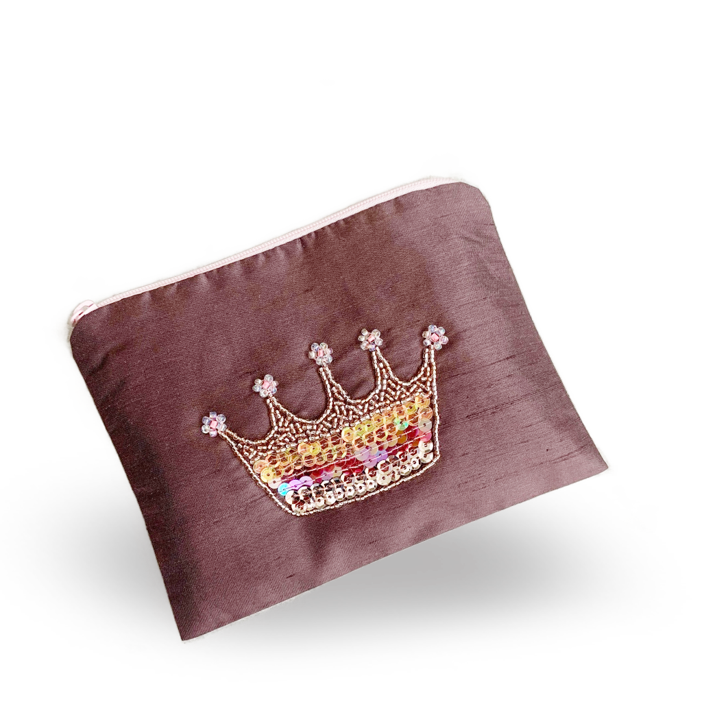 クラウンポーチ