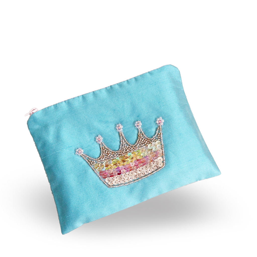 クラウンポーチ